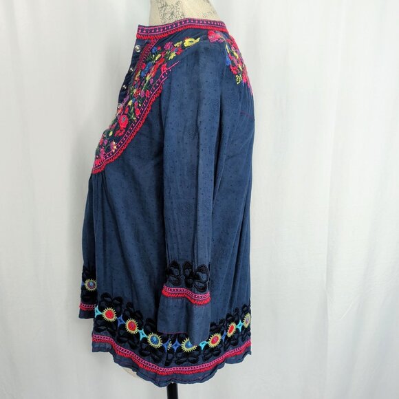 3J Johnny Was Blouse Small Embroidered Top Relaxed Floral - Picture 4 of 10